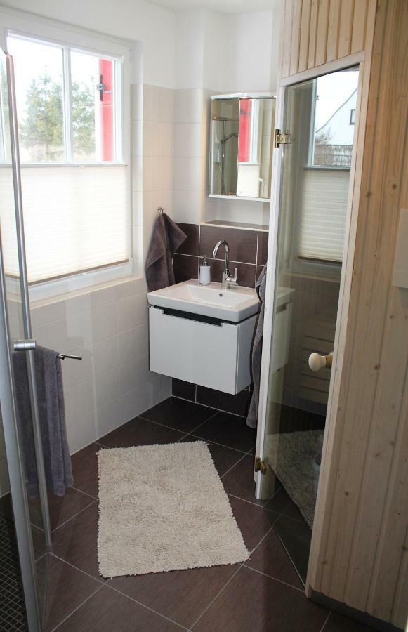 Fischer'S Ferienhaus Ruegen Mit Sauna Und Kamin Ummanz Exteriér fotografie
